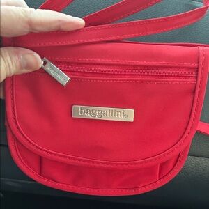 Red Crossbody Baggallini 6.25” Across x 5.5” Tall X-Long Strap Excellent cond